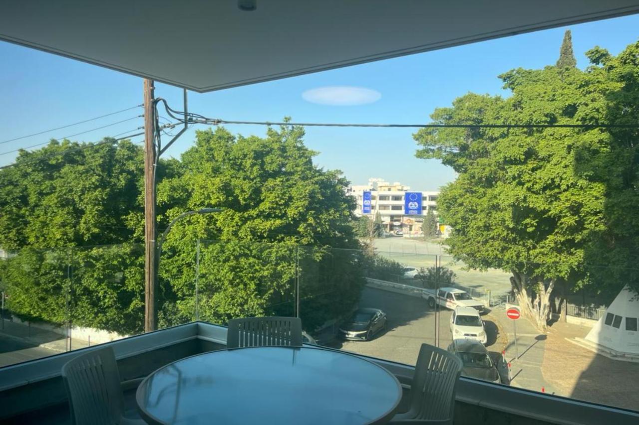 Phaedrus Living Coral Suites Aura Ларнака Екстериор снимка